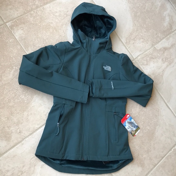The north face hooded jacket - Picture 3 of 8